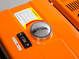 заполнить топливный бак дизель.jpg